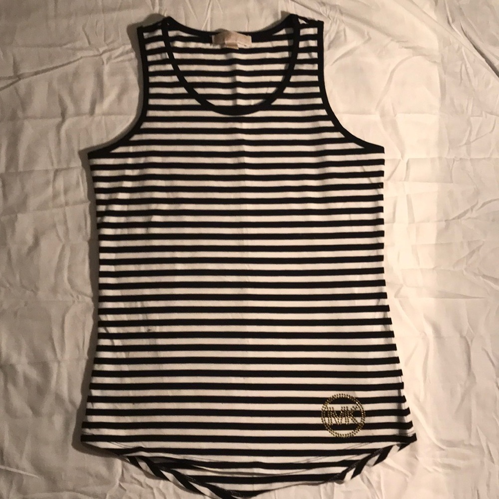 MK TANK WITH BLACK SHORTS